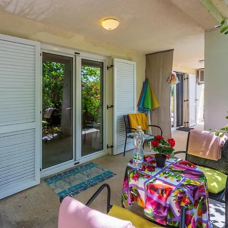 شقة Awesome In With House Sea View دْغاماي