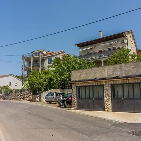 Awesome In With House Sea View شقة دْغاماي
